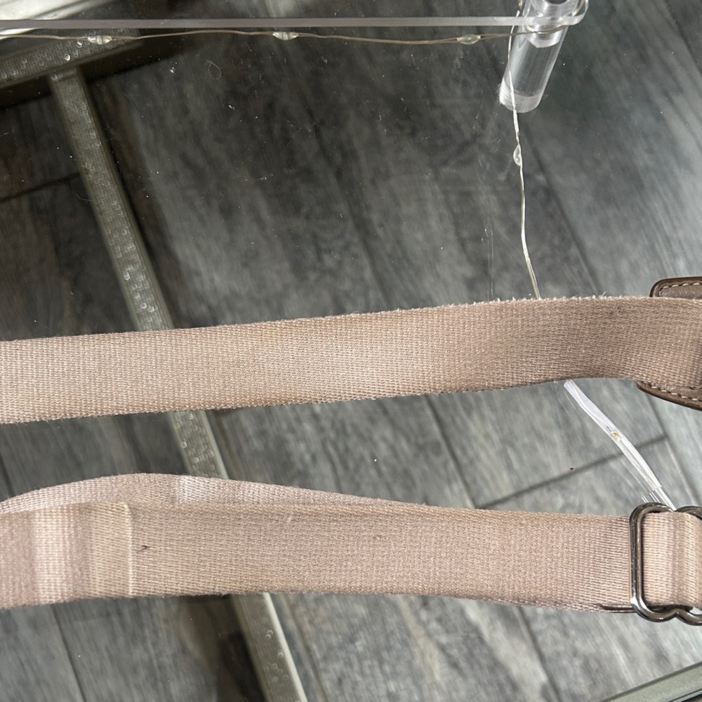 COACH Crossbody Bag EUC - Picture 8 of 12